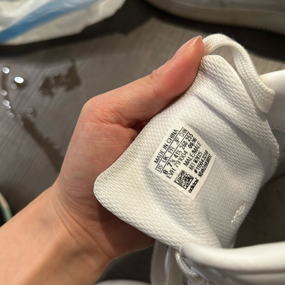 Adidas men sneakers